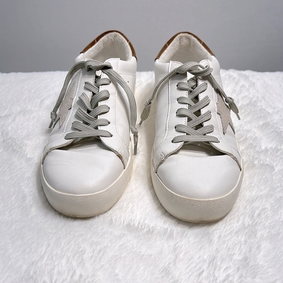 Kellparker Landon White Leather Star Sneaker size 8 - Picture 2 of 9